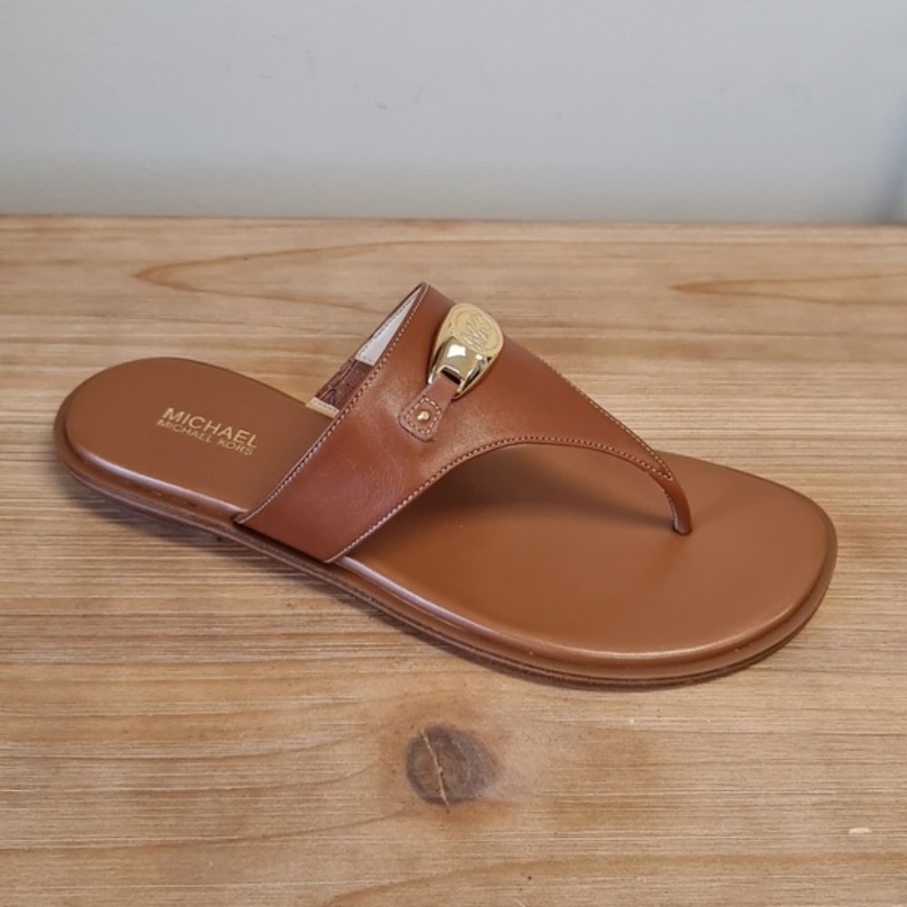 MICHAEL Michael Kors Tilly Thong Sandal - Picture 4 of 10